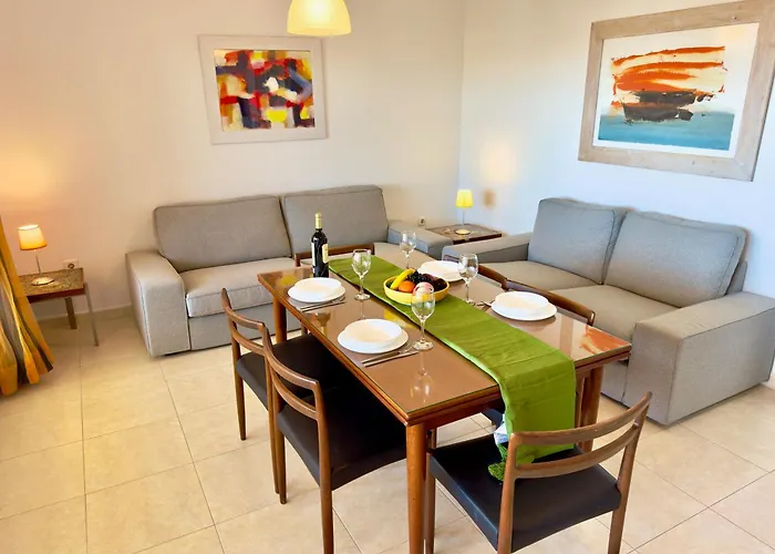 Apolo17 E37, 3 Appartement *